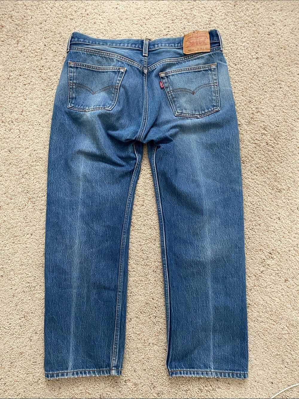 Vintage Levi’s 501xx Jeans. 36x30 (34x27). 12/01.
